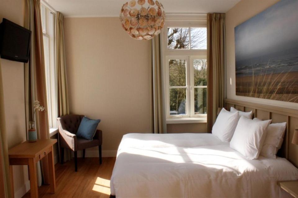Loetje Overveen Bloemendaal Habitación foto