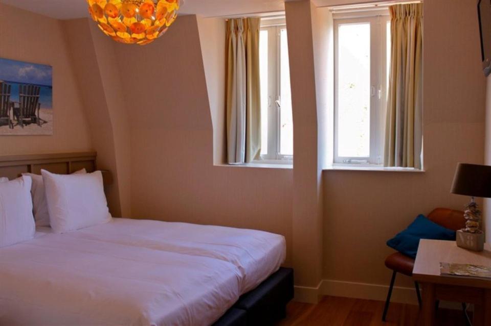 Loetje Overveen Bloemendaal Habitación foto