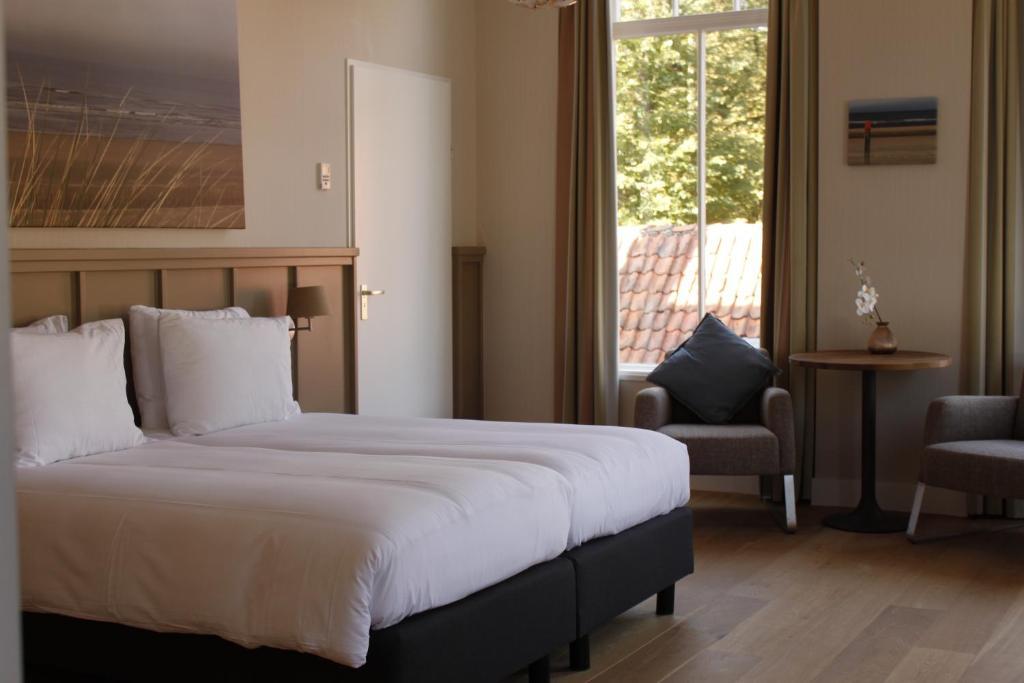Loetje Overveen Bloemendaal Habitación foto